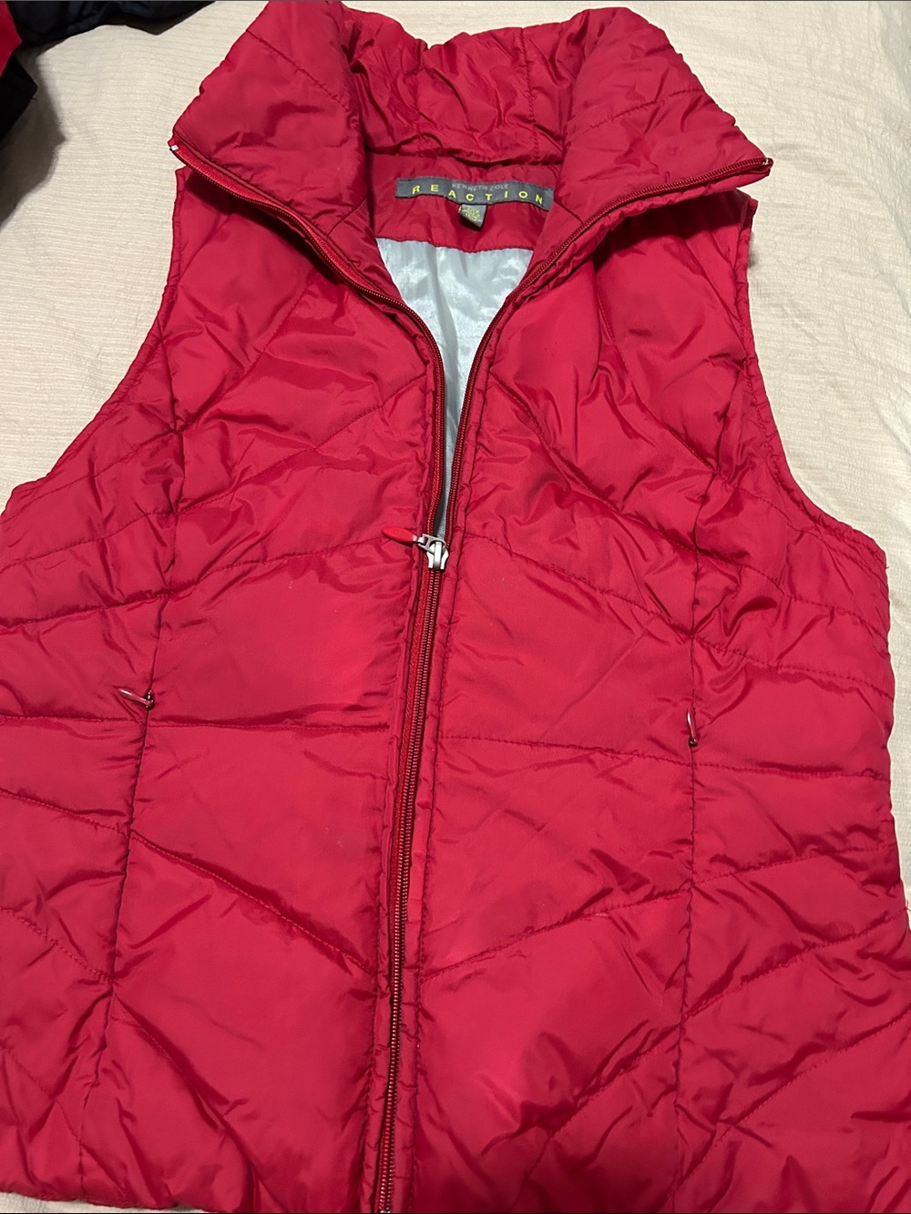 Reaction Kenneth Cole Women's Bright Red Quilted Puffer Vest